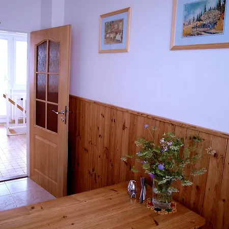 Apartman U Mikulase *